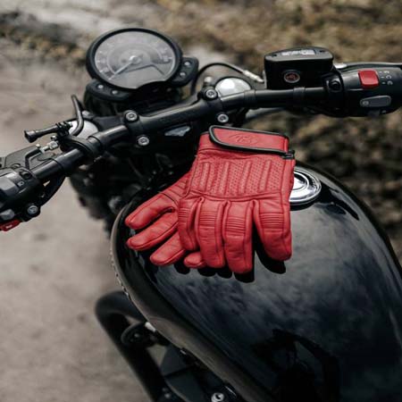 leather gloves an important motorcycle apparel