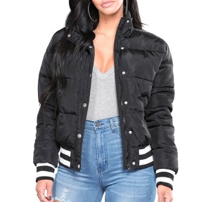 Women Black puffer jacket