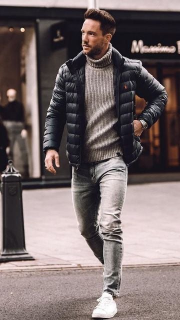 Travel Clothes winter for men wearing black jacket